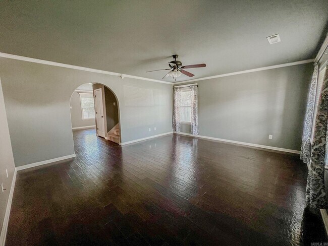 Building Photo - 74 Earnhardt Cir