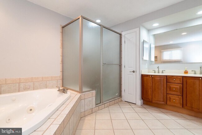 Building Photo - 5717 Station Rd