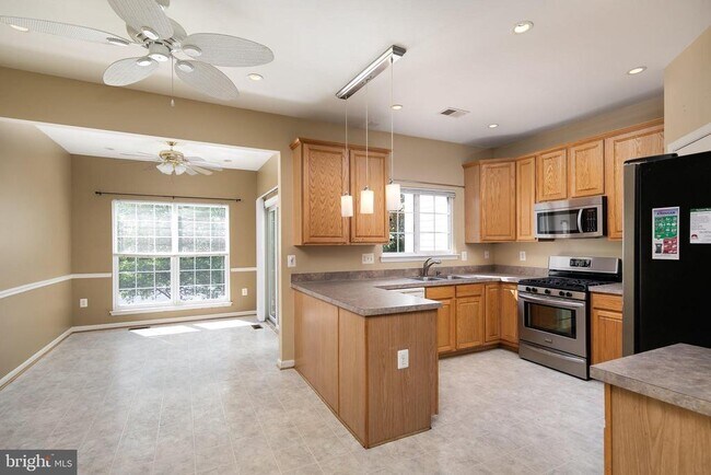 Foto del edificio - 8611 Ellesmere Way