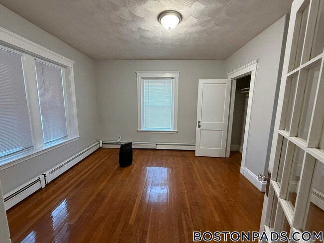 Foto del edificio - 44 Estes St