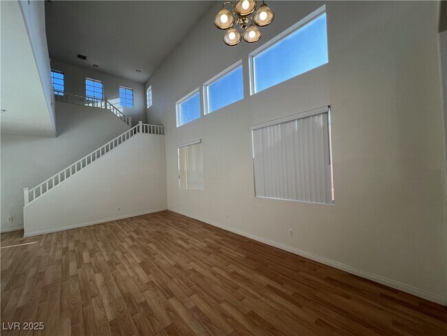 Foto del edificio - 2697 Hillgrass Rd
