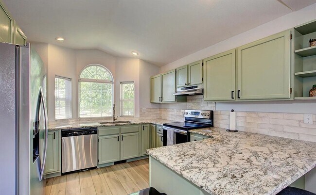 Foto del edificio - 3 bed 2 bath home in the Meridians Glennfield Manor Subd, just off Linder Rd and N Cherry Ln.