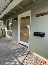 Building Photo - 26707 Oak Crossing Rd