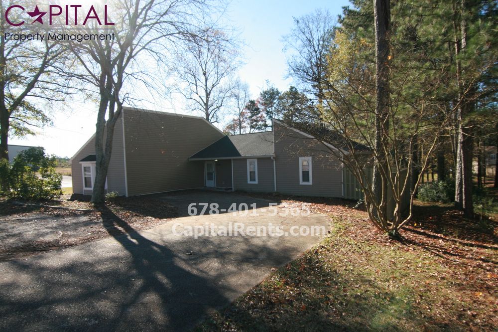 Primary Photo - 4550 E Paulding Dr