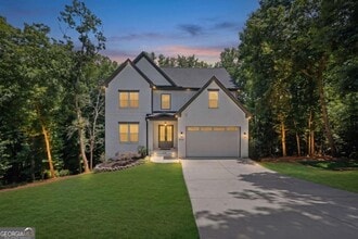 Building Photo - 6181 Shoreland Cir