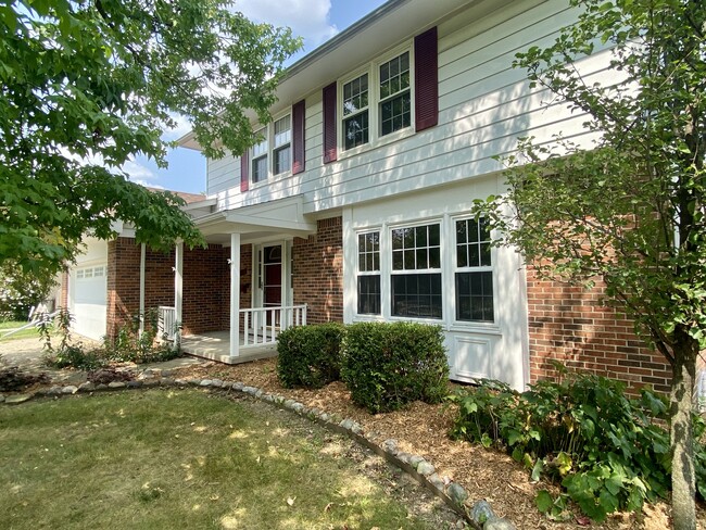 Photo - 2240 Delaware Dr House