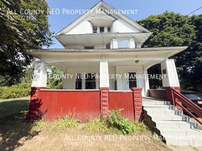 Building Photo - 39 Fulton St