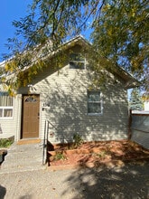 Building Photo - 138 W Parker Main St