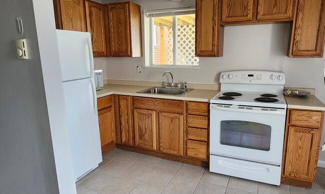 Building Photo - 317 Clearfield Ave