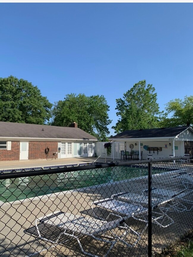 Building Photo - 8268 Woodall Dr