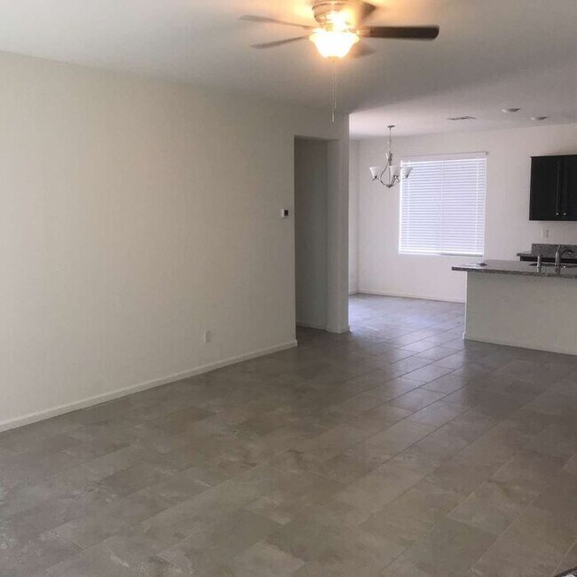 Building Photo - 734 W Nova Pl - 4 BR, 2 BA - Casa Grande