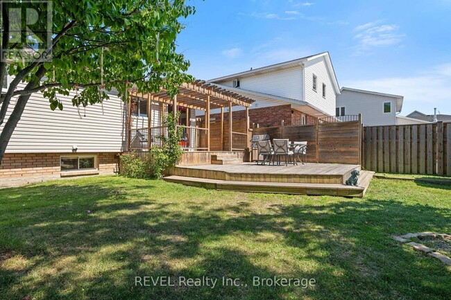 Building Photo - 101 Wellandvale Dr