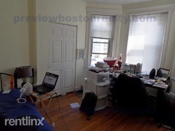Foto principal - 1645 Commonwealth Avenue