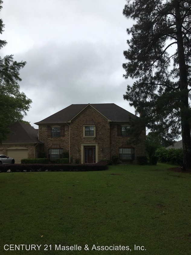 Foto principal - 4864 Brookwood Pl