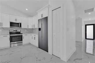 Building Photo - 4921 Leonard Blvd S