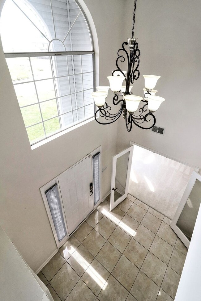 Building Photo - Beautiful 5 bedroom home in Grassfield Area of Chesapeake, VA