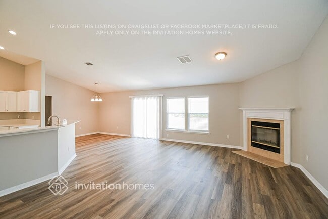 Building Photo - 10143 Meadow Point Dr