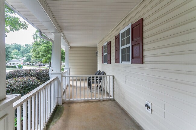Building Photo - 152 Darby's Crossing Ct