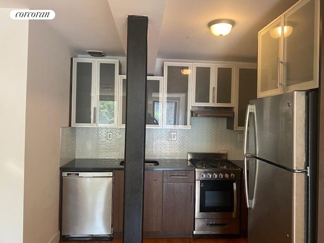 Foto principal - 2066 Fifth Avenue 1C