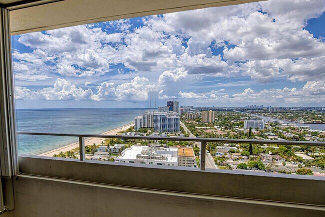 Foto del edificio - 111 Briny Ave