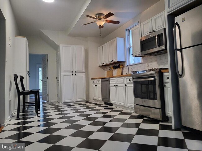 Foto del edificio - 1843 Monroe St NE