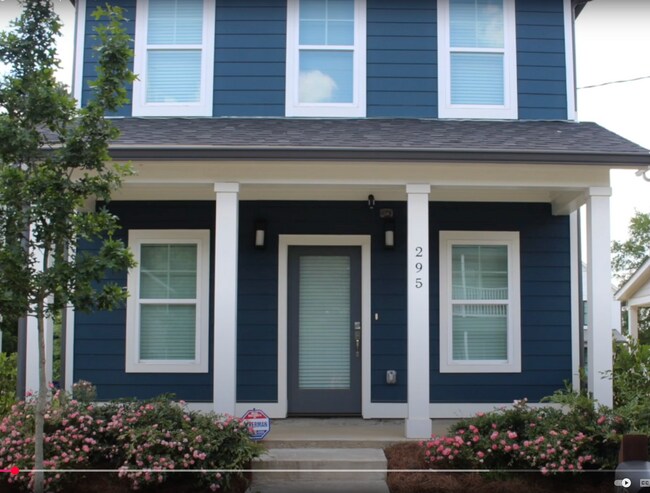 Building Photo - 295 Northside Dr