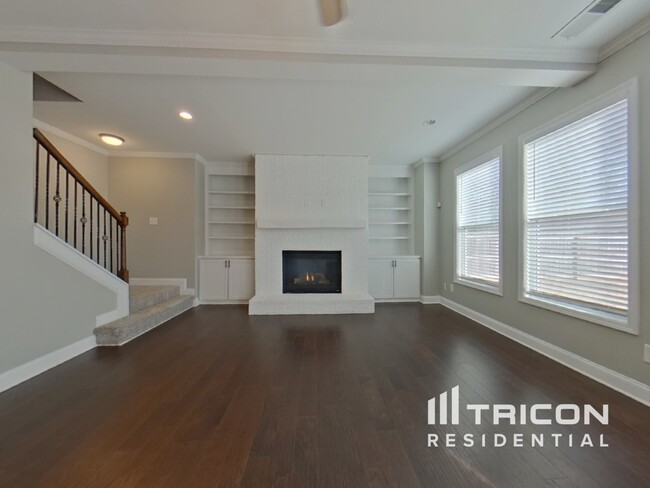 Foto del edificio - 4505 Sparrowhawk Pl SW