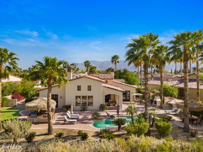 Foto del edificio - 4 br, 5 bath House - 81380 National Dr