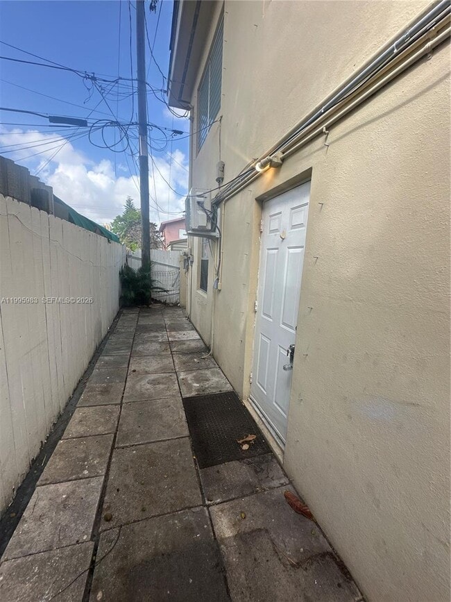 Foto del edificio - 2420 SW 34th Ave