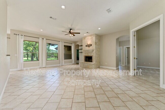 Foto del edificio - 143 Lantana Ridge