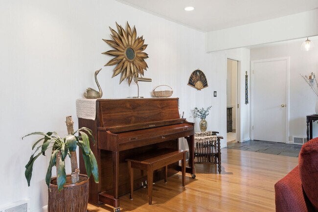 Foto del edificio - 2135 N 117th St