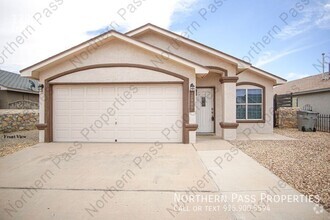 Building Photo - 12908 Tierra Salas Dr