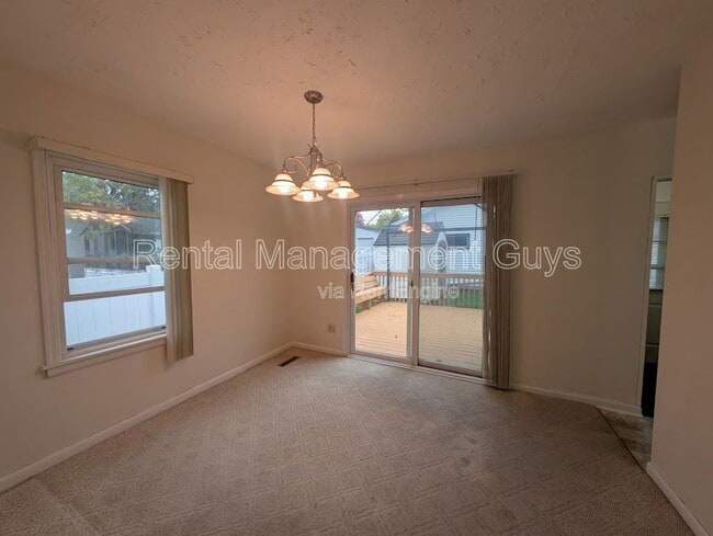 Building Photo - 5027 6th St NE