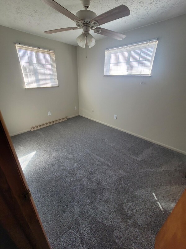 Foto del edificio - 4646 Applegrove St NW