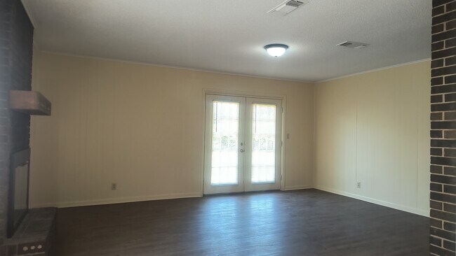 Foto del edificio - 2800 S Taft St