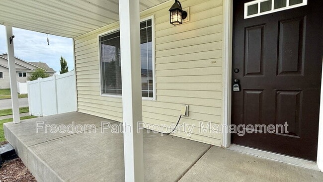 Building Photo - 13043 N Zodiac Loop
