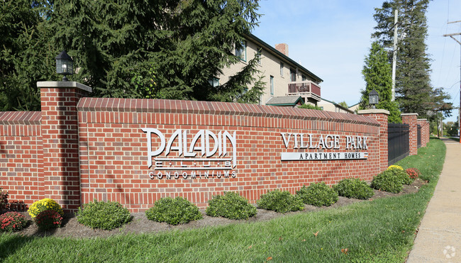 Foto del edificio - Village Park at Paladin