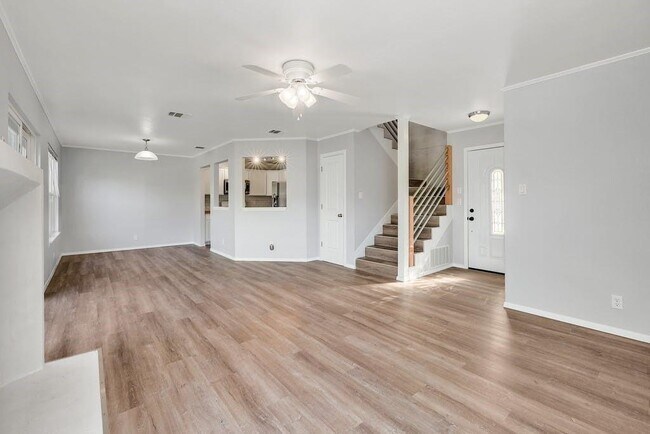 Building Photo - 1200 Green Terrace Dr
