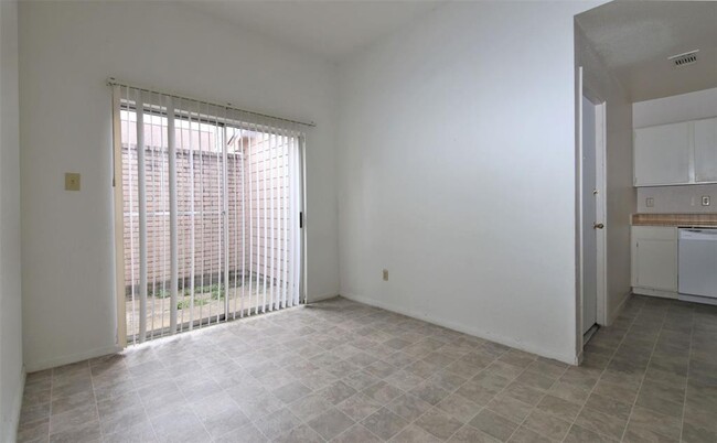 Foto del edificio - 7514 Shaddock Dr