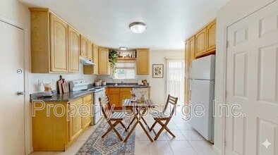 Building Photo - 1013 Echo Rd