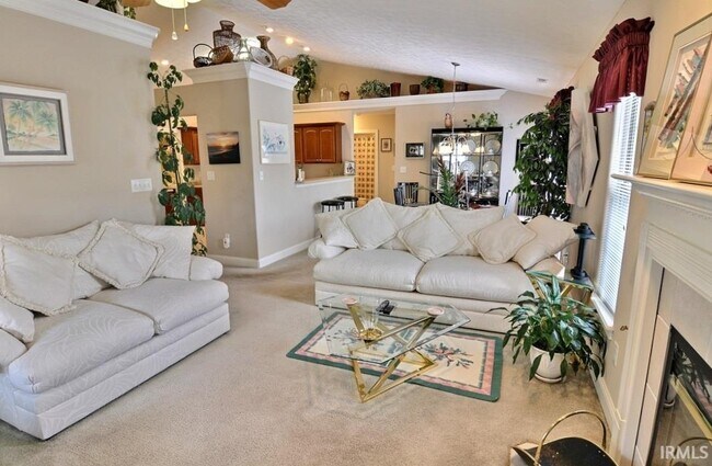 Foto del edificio - 1410 Lionheart Ln