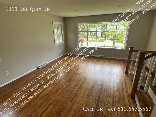 Building Photo - 1311 Deliquia Dr