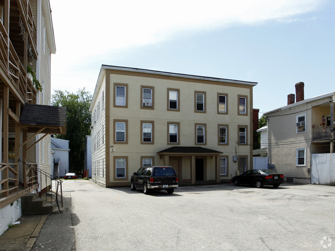 Primary Photo - Orange Street Apartments