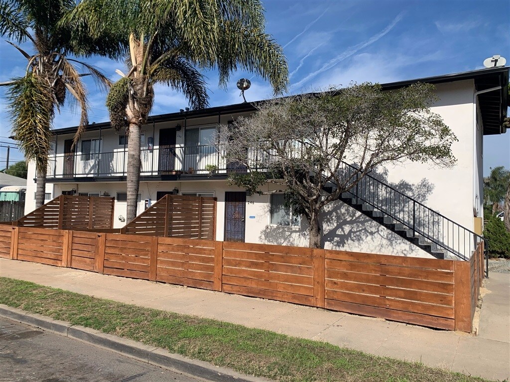 Primary Photo - 242 Citrus Ave