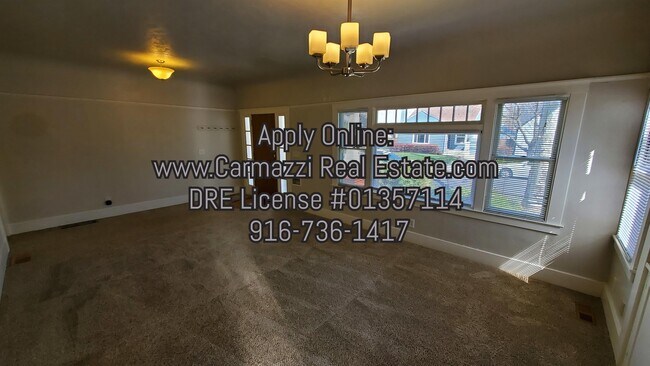 Foto del edificio - 3232 L St