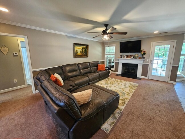 Building Photo - 230 Sorrel Tree Ln