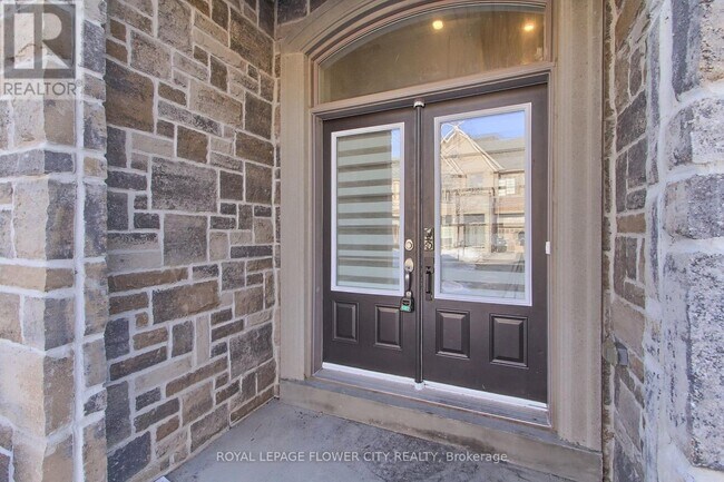 Building Photo - 9 Dalbeattie Dr