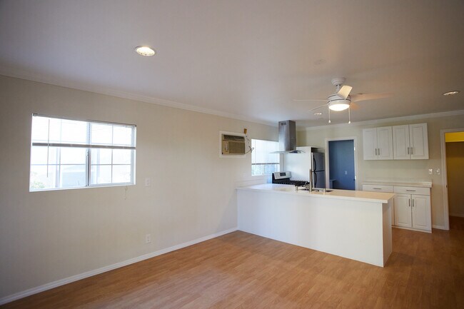 Foto del edificio - 2128 21st St