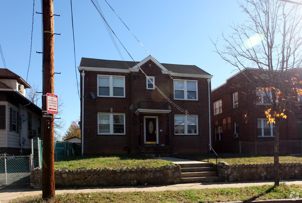 Foto del edificio - 3314 5th St SE