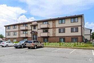 Building Photo - 993 Heather Ridge Dr